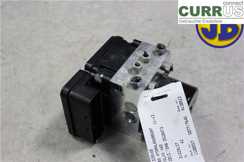 VOLVO V60  11-13 Unité hydraulique ABS 31329138 D5204T3