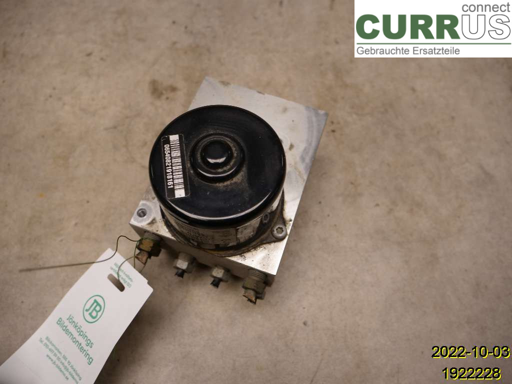 VOLVO V70      05-08 ABS Hydraulic unit 30793491 D5244T4