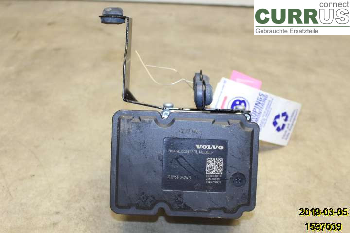 VOLVO V40  CROSS COUNTRY 13-19 ABS Hydraulic unit 31423317 D4204T9