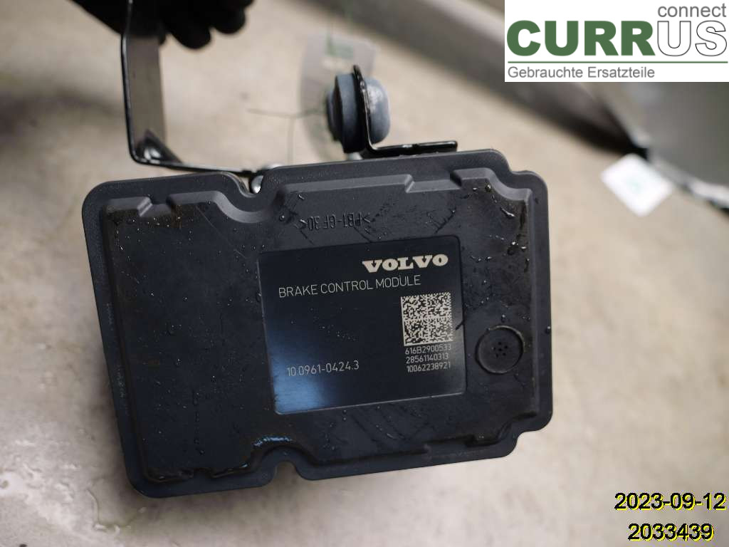 VOLVO V40  CROSS COUNTRY 13-19 ABS Hydraulic unit 31423317 D4204T9