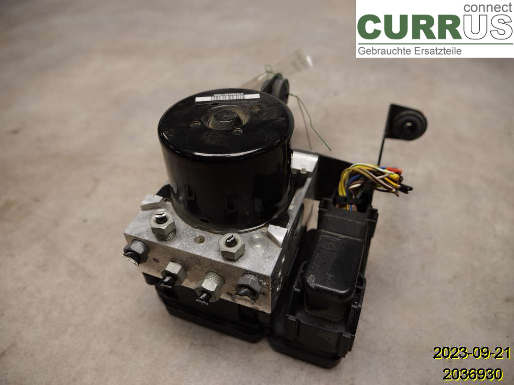 VOLVO V40  CROSS COUNTRY 13-19 ABS Hydraulic unit 31423317 D4204T8