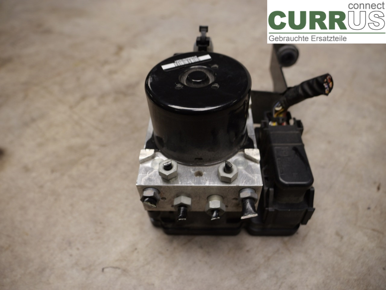 VOLVO V40  CROSS COUNTRY 13-19 Unité hydraulique ABS 31423317 D4204T9