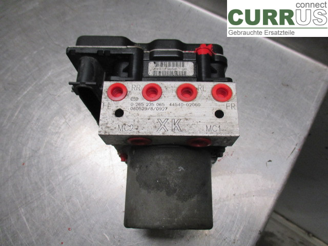 TOYOTA AURIS    07-09 ABS Hydraulic unit 44050-02160 1ZR-FE