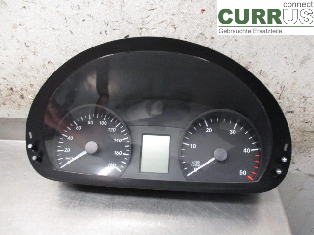 MB SPRINTER (W906) 06-18 Instrumentenkombination A9069007703 OM651.957