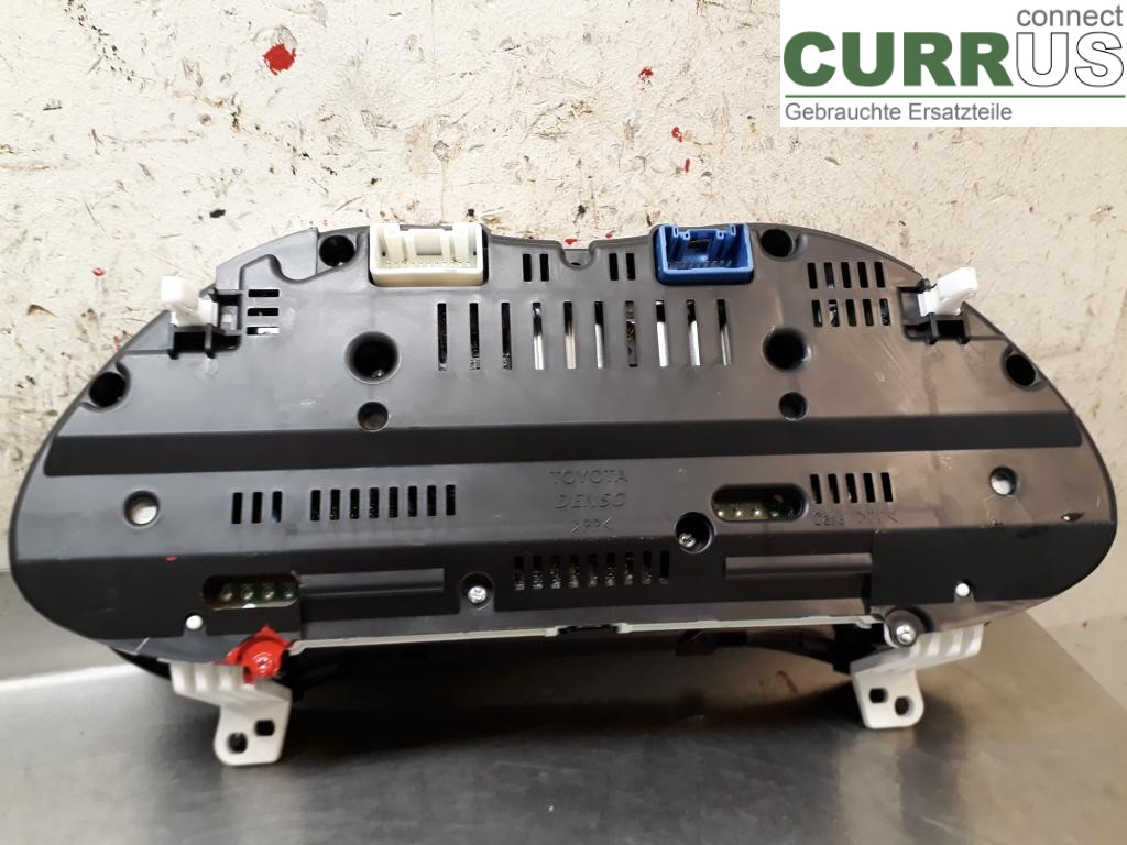 TOYOTA AVENSIS   03-06 Instrument cluster / comb 83800-05531 1ZZ-FE