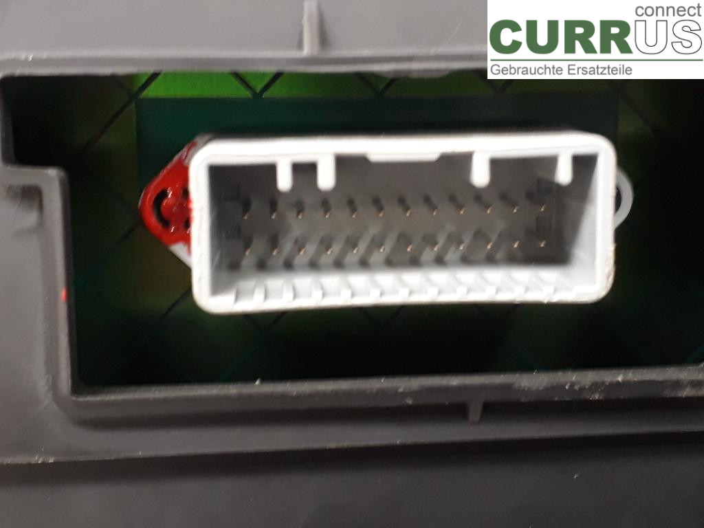 RENAULT CLIO III  09-12 Instrument cluster / comb 8201060299 K9K-770