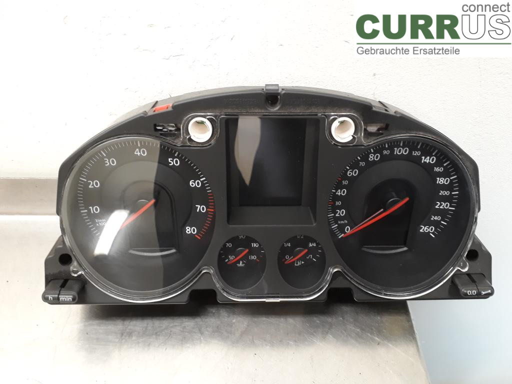 VW PASSAT      05-10 Instrument cluster / comb 3C0920870PX BWA