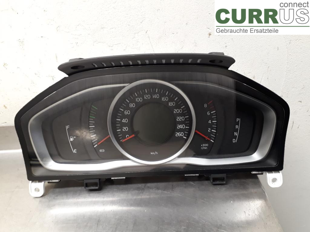VOLVO V70    14-16 Instrument cluster / comb 36001770 B5204T9