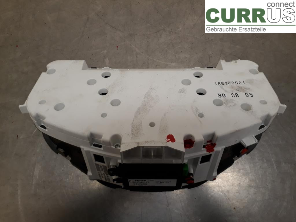 VOLVO C70     06-10 Instrument cluster / comb 8603828 B5254T3