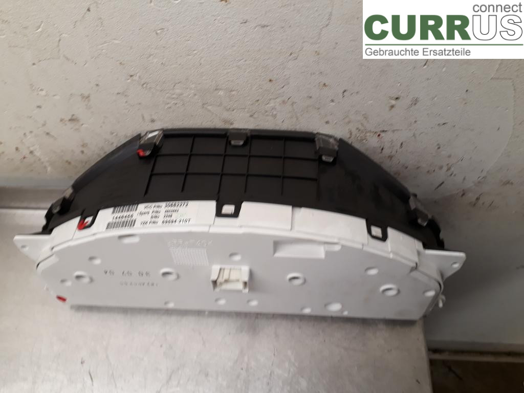 VOLVO V70      05-08 Instrument cluster / comb 36050524 B5244S2