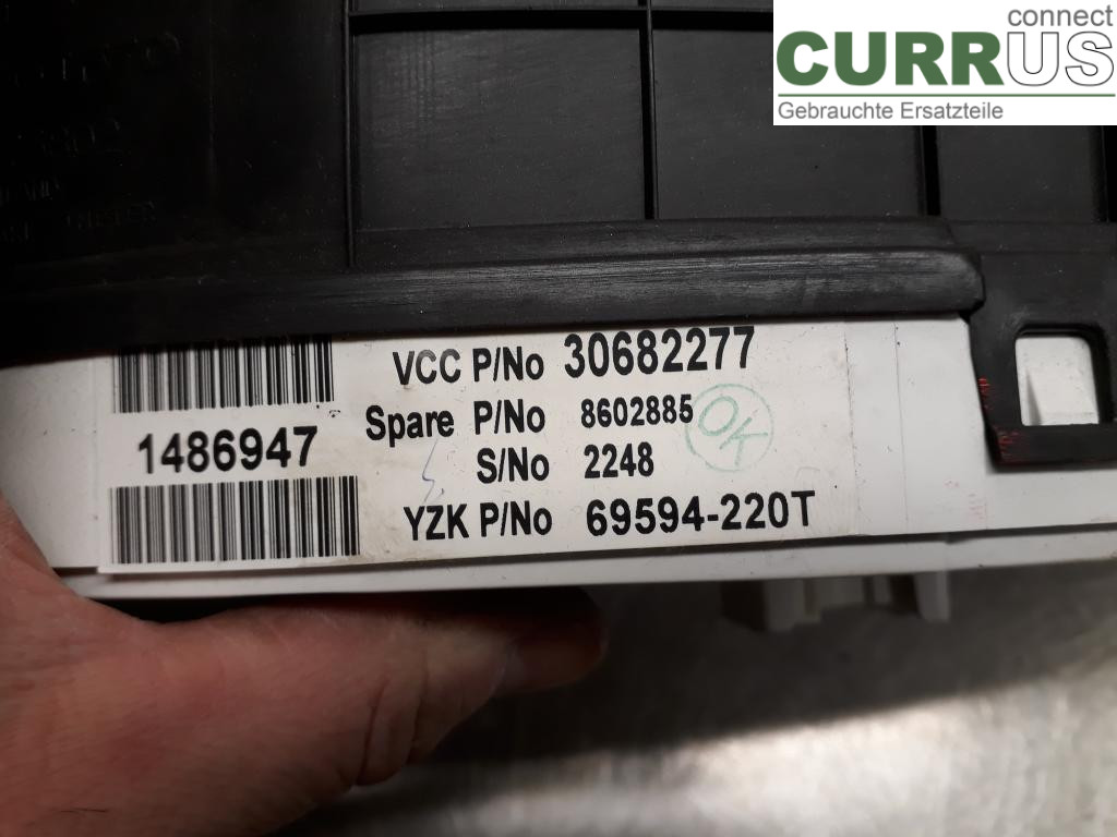 VOLVO XC70   05-07 Instrument cluster / comb 36050527 D5244T