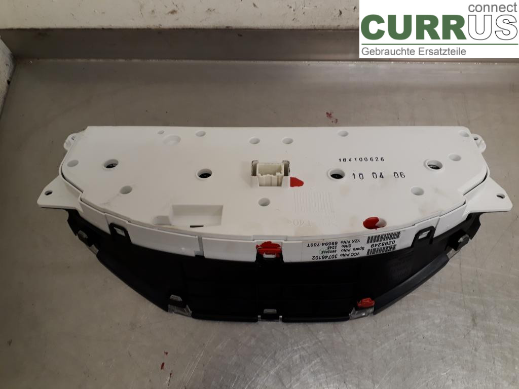 VOLVO XC70   05-07 Instrument cluster / comb 36050543 D5244T4