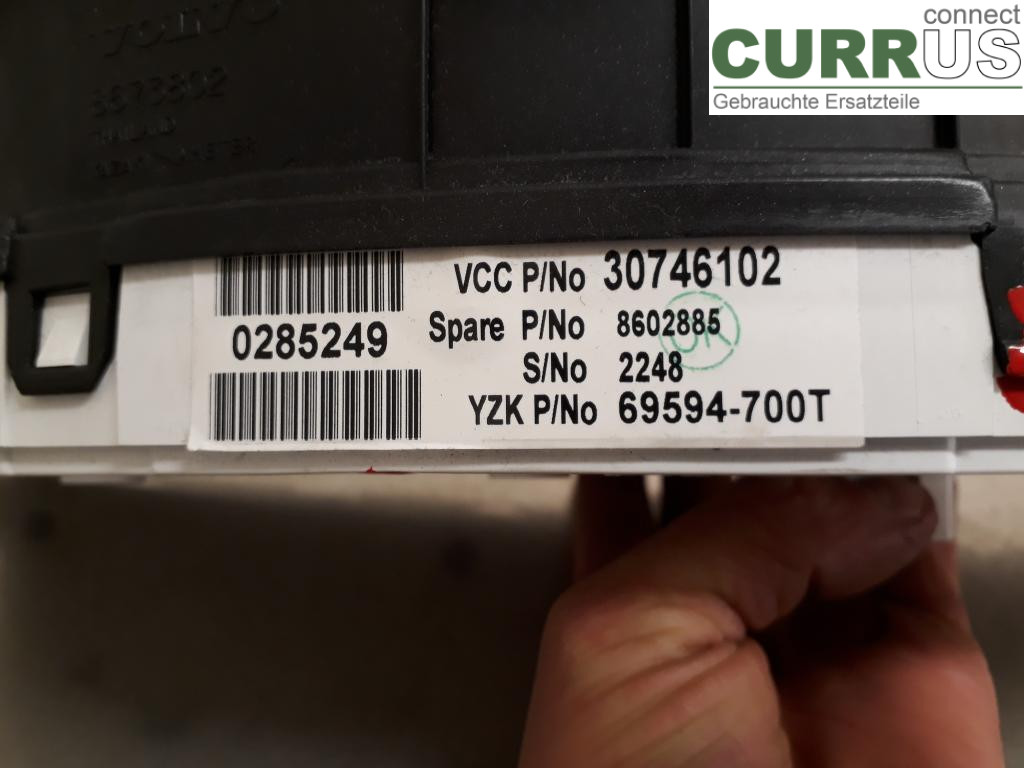 VOLVO XC70   05-07 Instrument cluster / comb 36050543 D5244T4