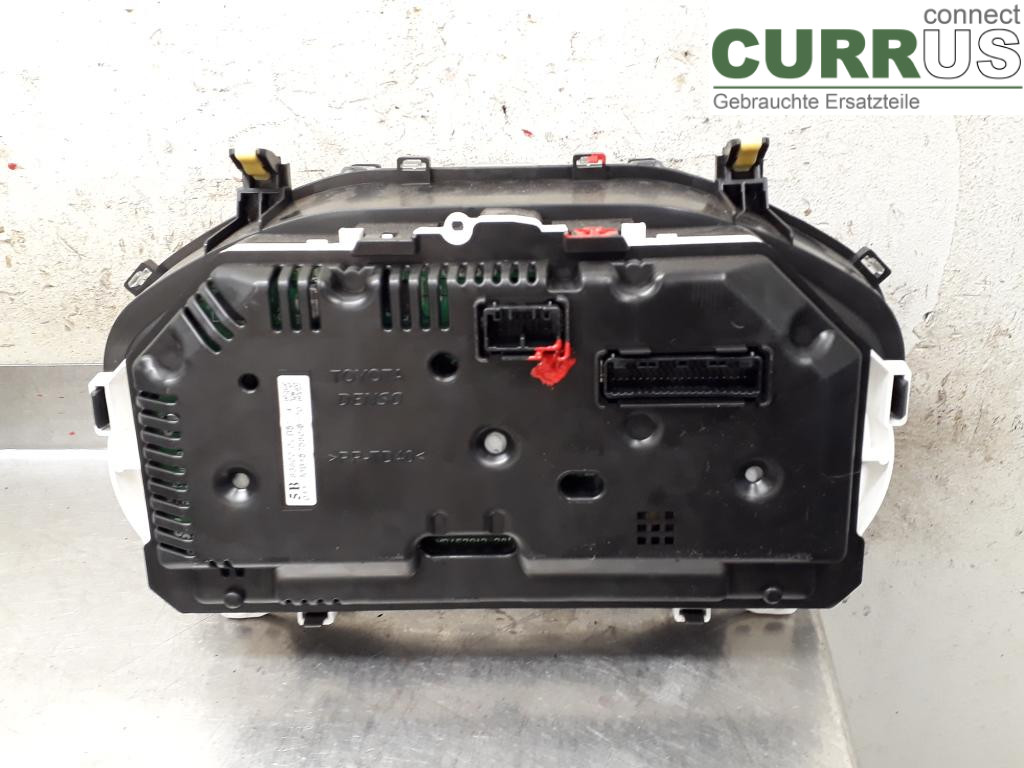 TOYOTA YARIS  15-20 Instrumentenkombination 83800-0UB51 1NR-FE