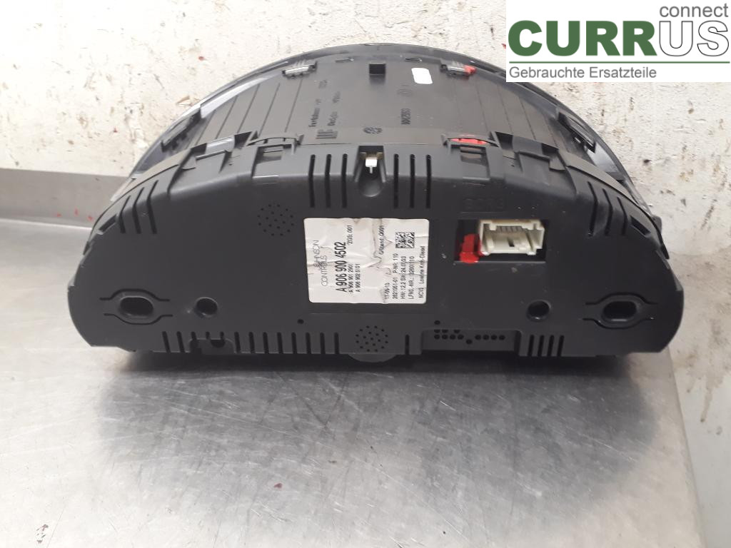 MB SPRINTER (W906) 06-18 Bloc instruments / combiné A9069007703 OM651.955