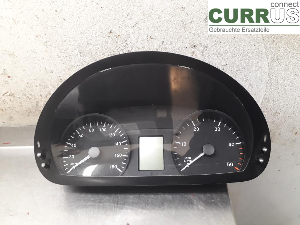 MB SPRINTER (W906) 06-18 Bloc instruments / combiné A9069007703 OM651.955