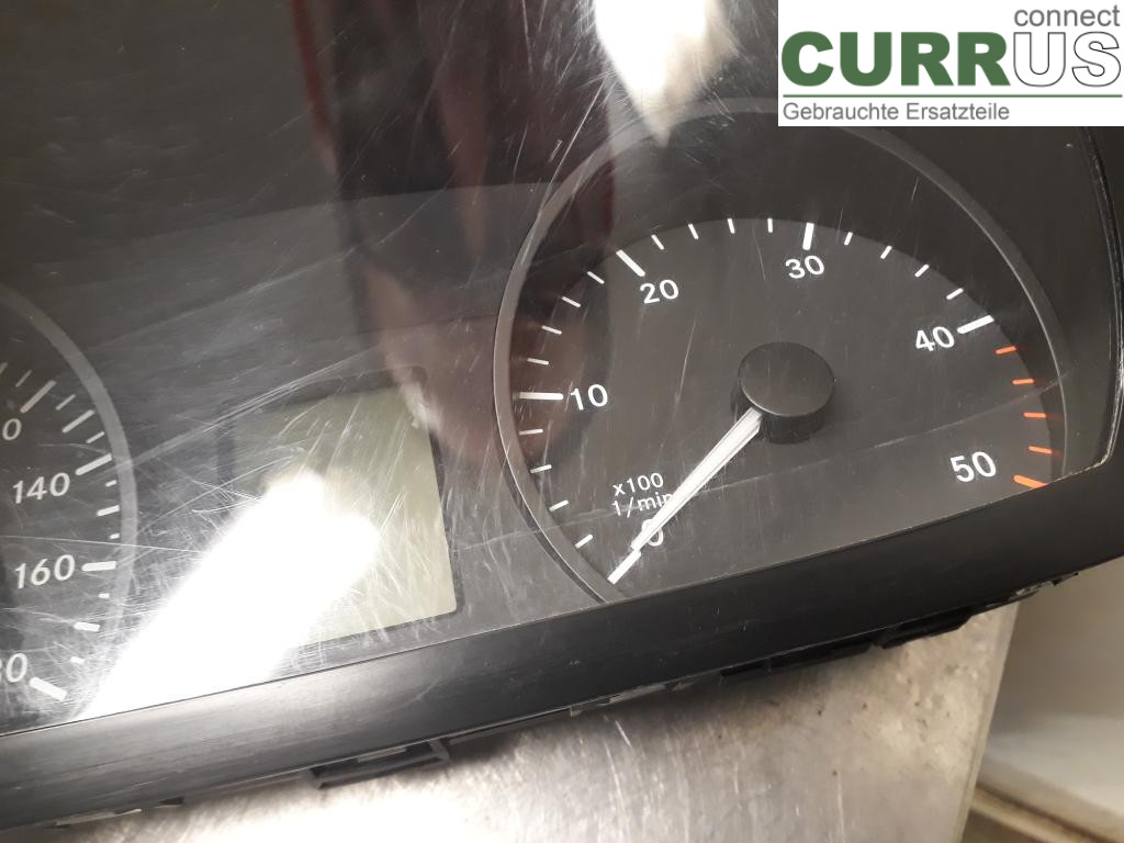 MB SPRINTER (W906) 06-18 Bloc instruments / combiné A9069007703 OM651.955