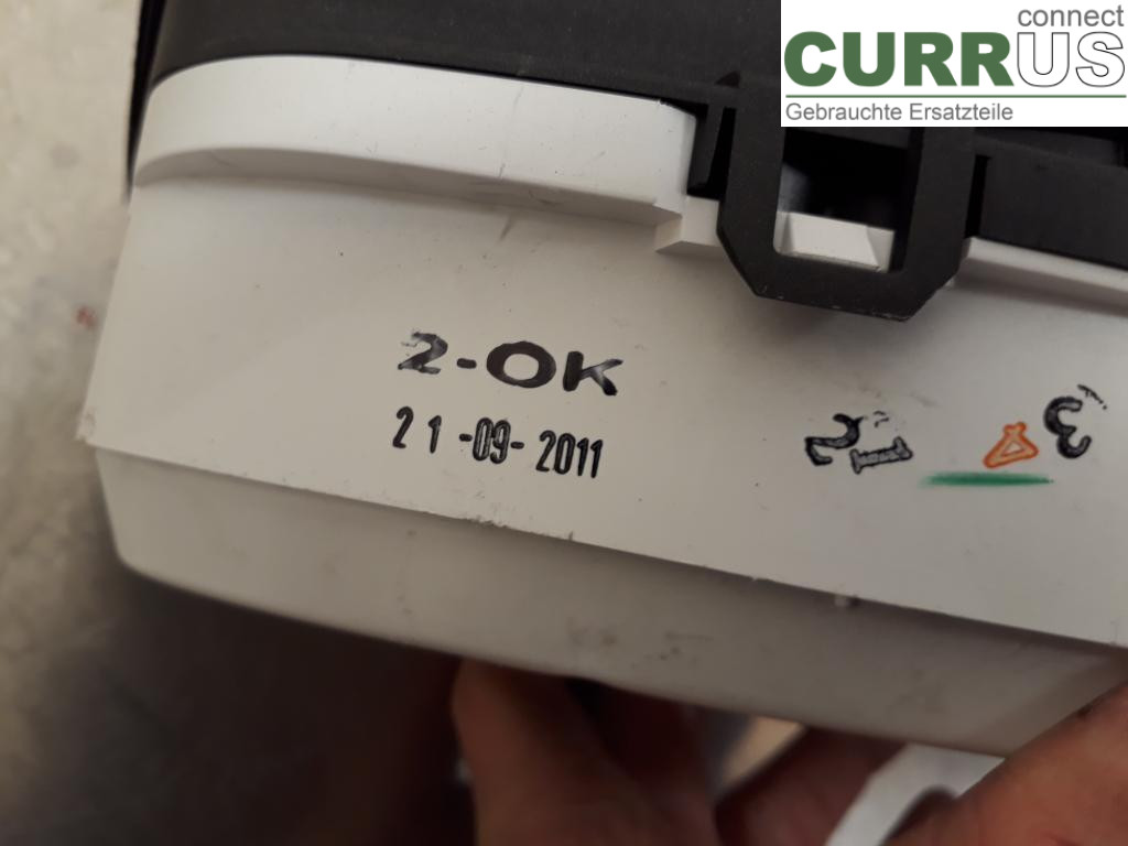 VOLVO V70      08-13 Instrumentenkombination 36001834 D4162T