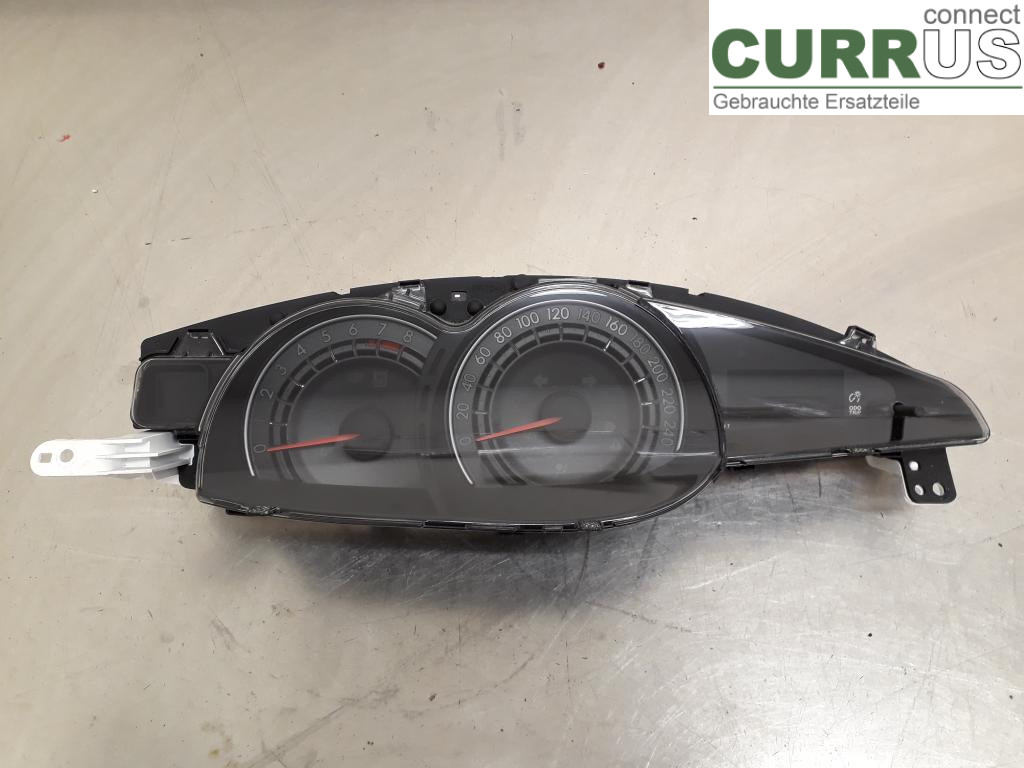 TOYOTA VERSO        09-  Instrument cluster / comb 83800-0F110 2ZR-FAE