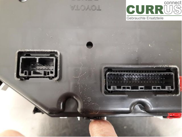TOYOTA YARIS  15-20 Instrument cluster / comb 83800-F5441 1NZ-FXE