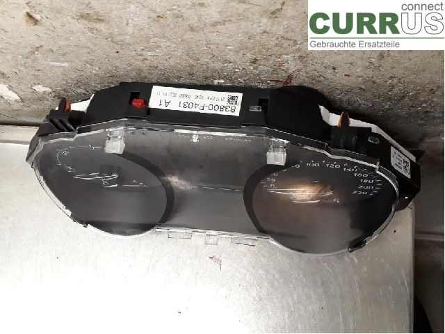 TOYOTA C-HR 16-23 Instrument cluster / comb 83800-F4032 2ZR-FXE