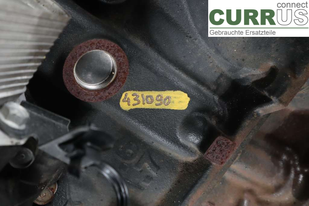 HYUNDAI i30   07-12 Engine Z4591-2AZ00 D4FB