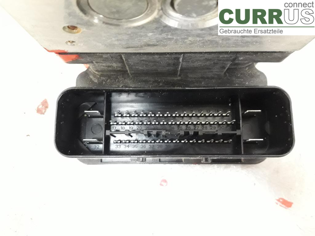 VOLVO S80      07- 13 ABS Hydraulic unit 31261143 B4204S4