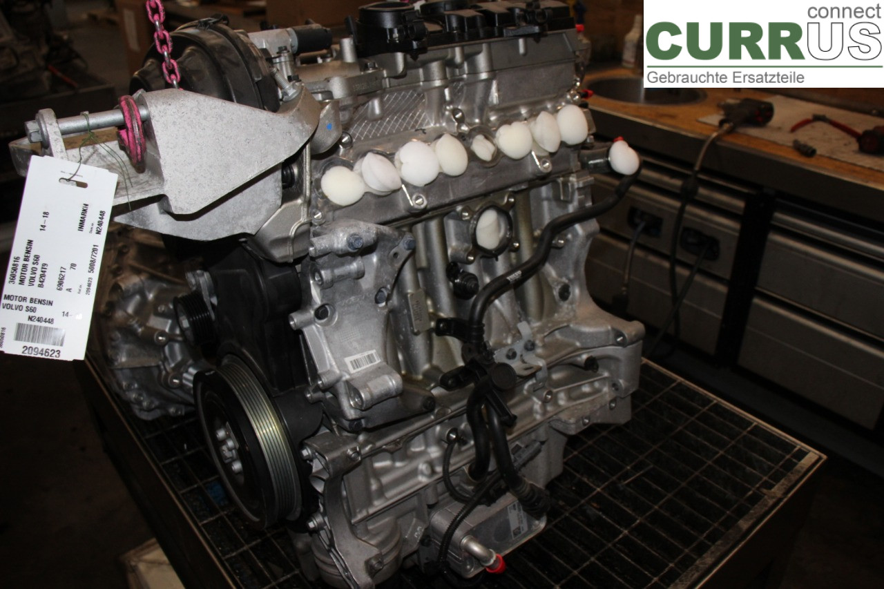 VOLVO S60  14-18 Engine 36050816 B4204T9