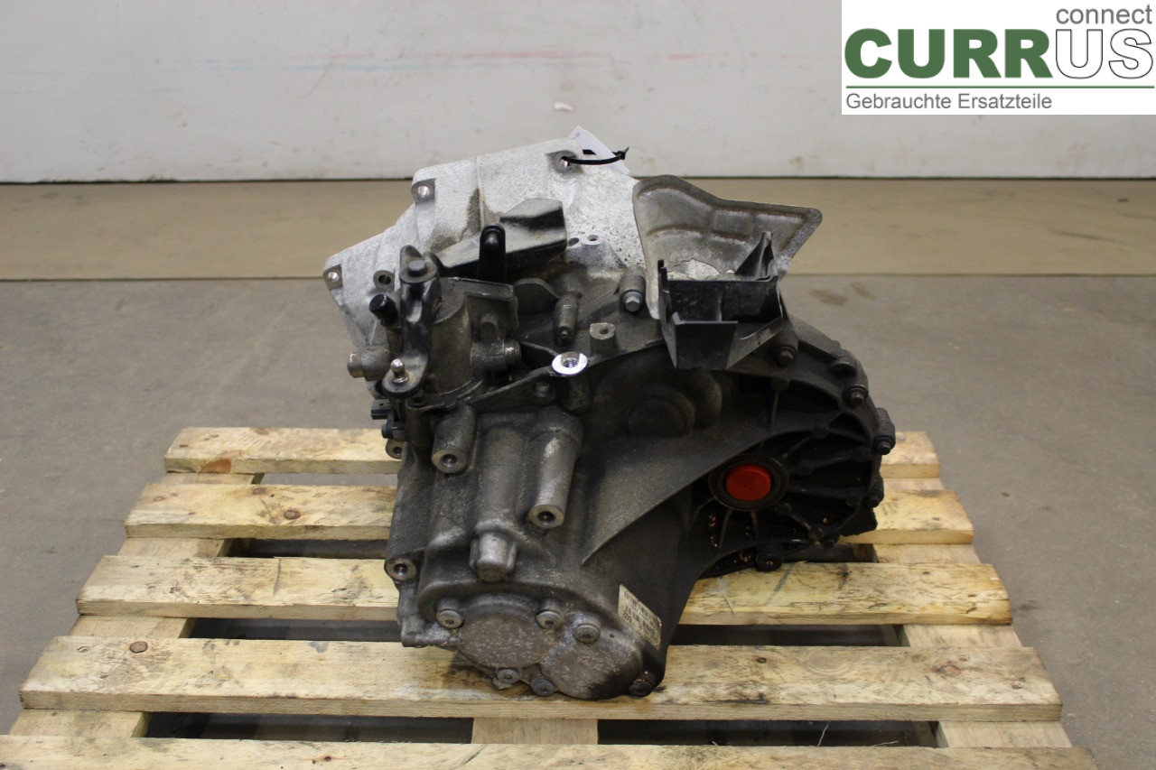 VOLVO V40  12-19 Gearbox (6-speed) 36011556 B4164T4