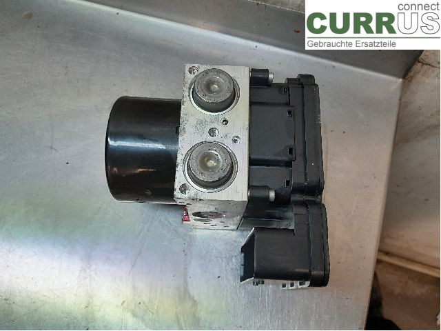 VOLVO V50      08-12 ABS Hydraulic unit 31317379 D5204T5