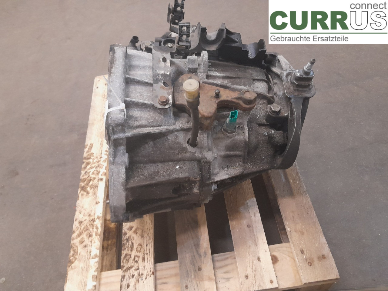 RENAULT TRAFIC  15- Gearbox (6-speed) 8201729749 R9M-450