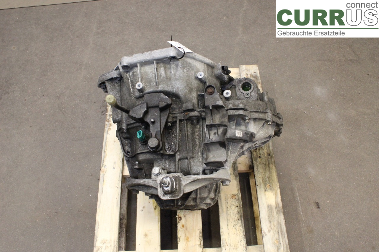 RENAULT TRAFIC  15- Gearbox (6-speed) 8201704616 R9M-450