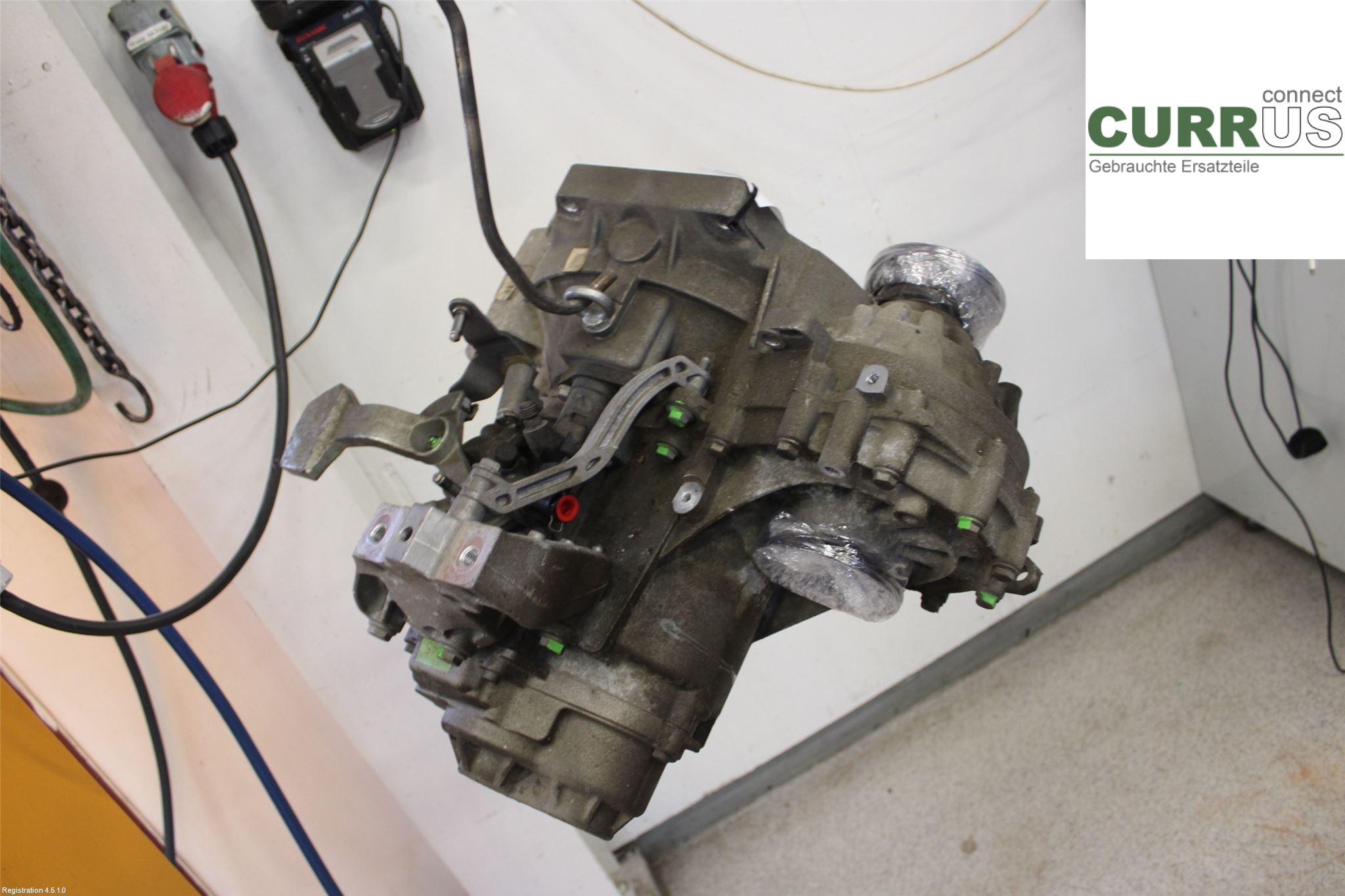 VW PASSAT      05-10 Gearbox (6-speed) 02S300047EX BVY