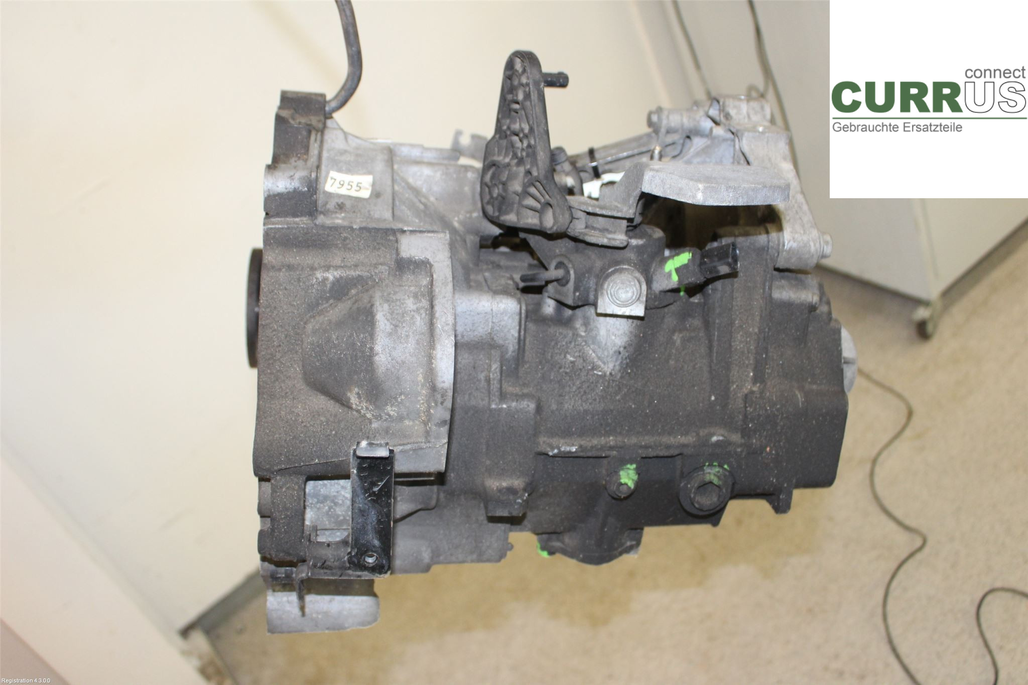 VW PASSAT  11-14 Gearbox (6-speed) 02S300046PX CKMA