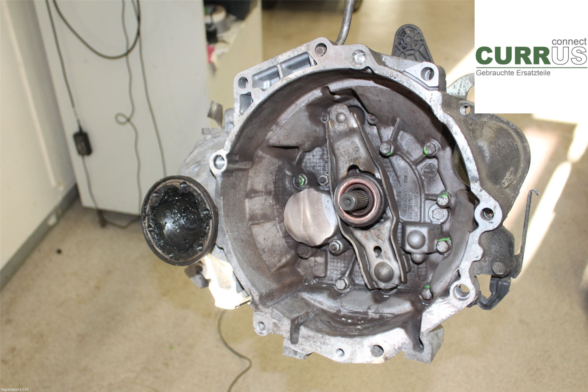 VW PASSAT  11-14 Gearbox (6-speed) 02S300046PX CKMA