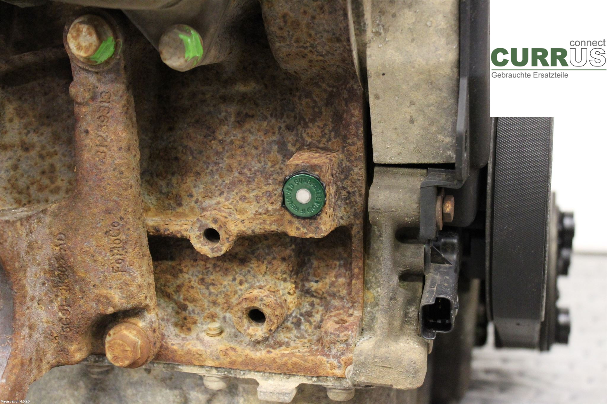 VOLVO V70      08-13 Motor 8252346 D4204T