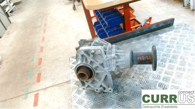 KIA SORENTO    10-14 Distribution gear box 47300 3B200 D4HB