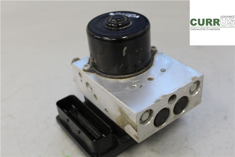 VOLVO V70      05-08 ABS Hydraulic unit  2.4 D
