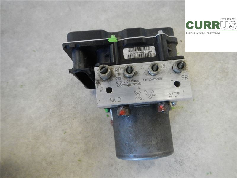 TOYOTA AVENSIS   09-15 ABS Hydraulic unit  2,0
