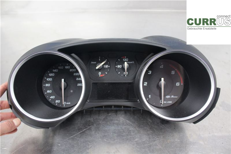 ALFA GIULIETTA Instrument cluster / comb  2,0 JDTM