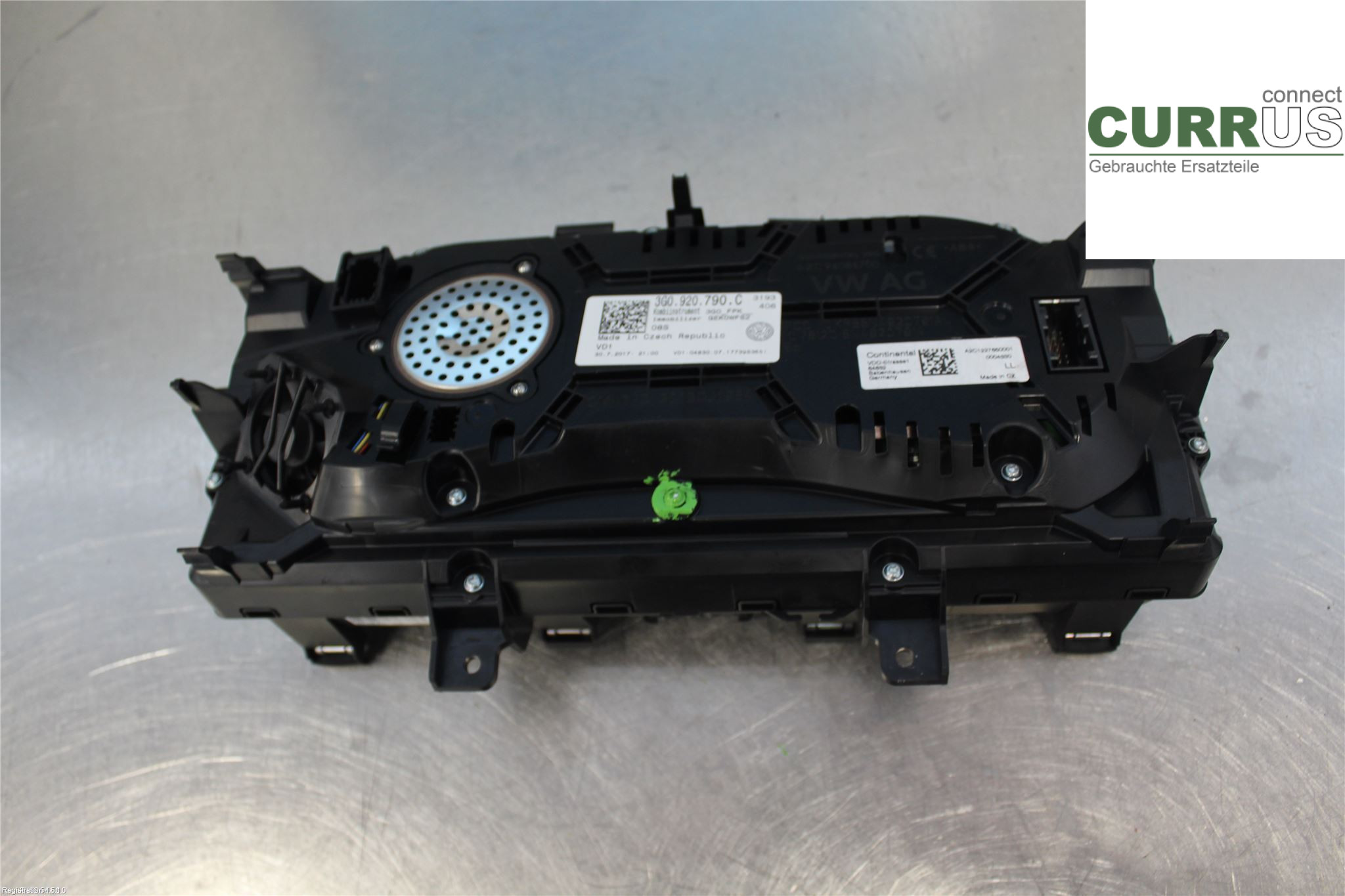 VW PASSAT  15-19 Instrument cluster / comb 3G0920791C 2,0 TDI