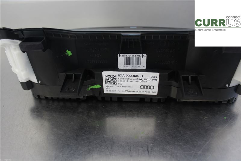 AUDI A1   19- Instrument cluster / comb 8XA920930D CZCA
