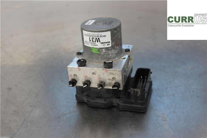 KIA SPORTAGE  11-15 ABS Hydraulic unit 589203U310 D4HA
