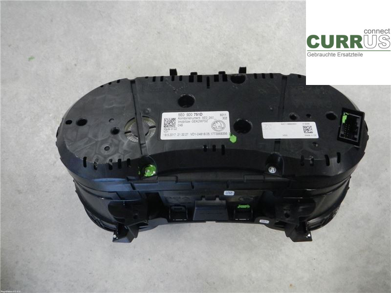 SKODA OCTAVIA  13-20 Instrument cluster / comb 5E0920751D DCYA