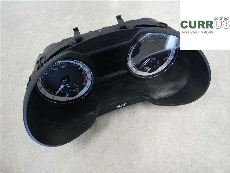 SKODA OCTAVIA  13-20 Instrument cluster / comb 5E0920751F 2.0 DFFA