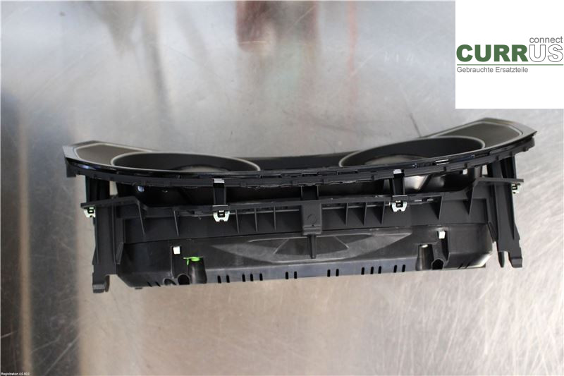 VW PASSAT  15-19 Instrument cluster / comb 3G0920751F 2.0L DFHA