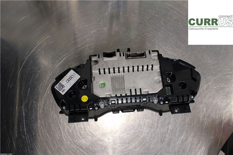 AUDI A4/S4  B9 16-19 Instrument cluster / comb 8W5920781J 2.0L DETA