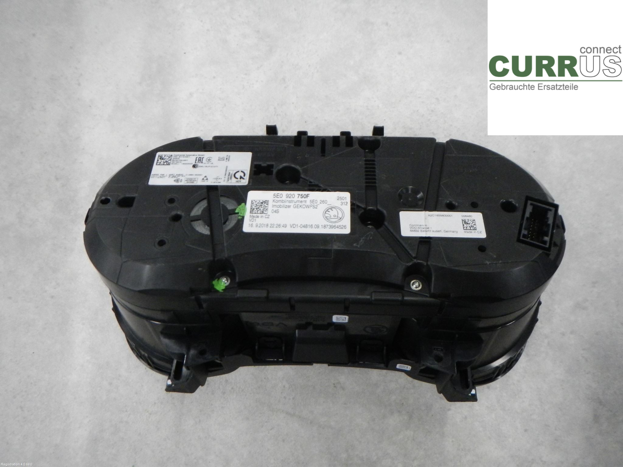 SKODA OCTAVIA  13-20 Instrument cluster / comb 5E0920750F 2.0L DKZA