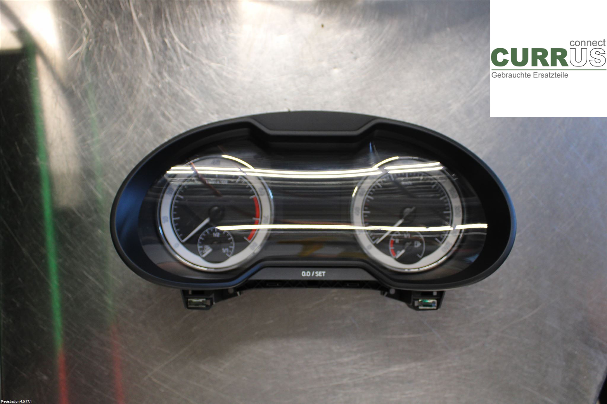 SKODA OCTAVIA  13-20 Instrument cluster / comb 5E0 920 752 F  1.5L DHFA