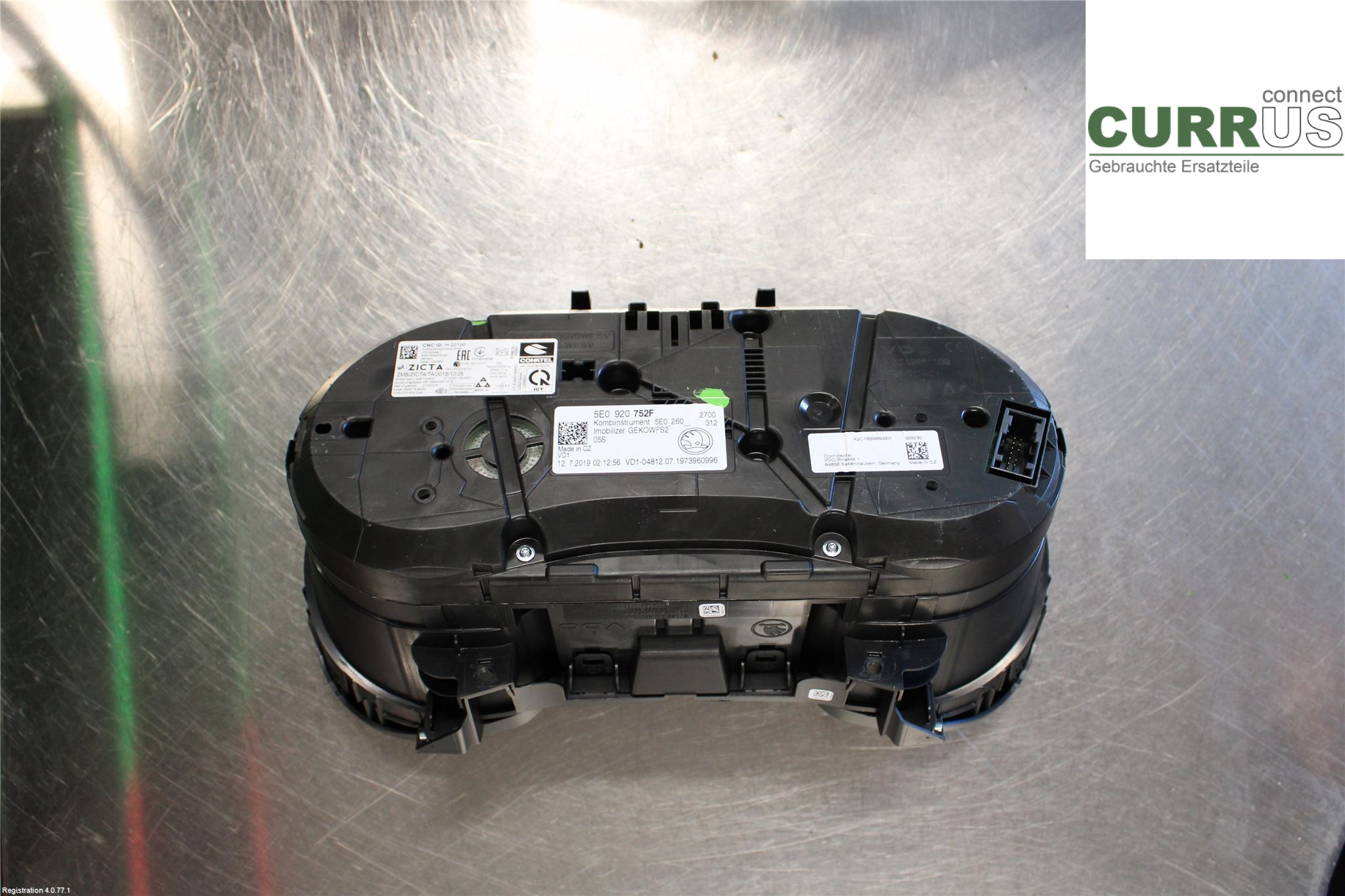 SKODA OCTAVIA  13-20 Instrument cluster / comb 5E0 920 752 F  1.5L DHFA